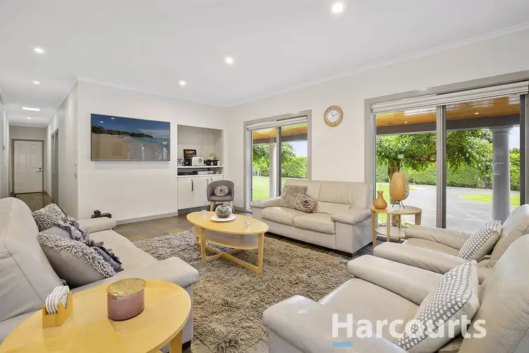 Fifth view of Homely house listing, 15 Lobosco Court, Kilsyth VIC 3137