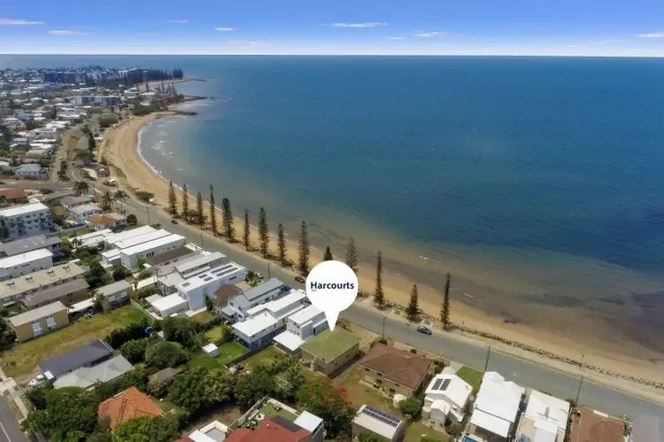 41 Flinders Parade, Scarborough QLD 4020