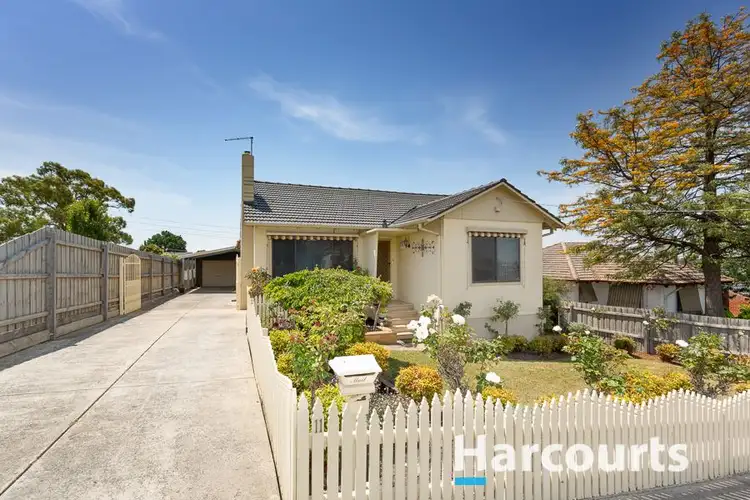 11 Magnolia Grove, Doveton VIC 3177