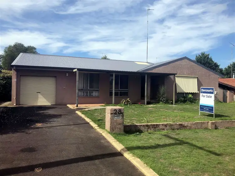 28 Ironbark Street, Manjimup WA 6258
