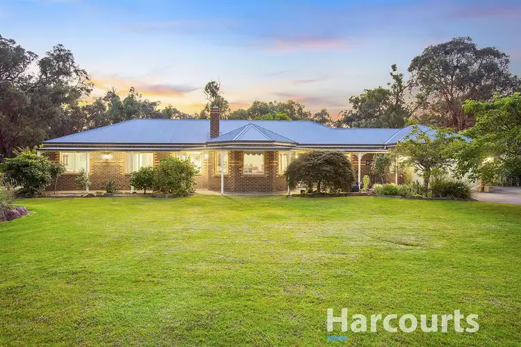 15 Cloverlea Drive, Kilsyth South VIC 3137