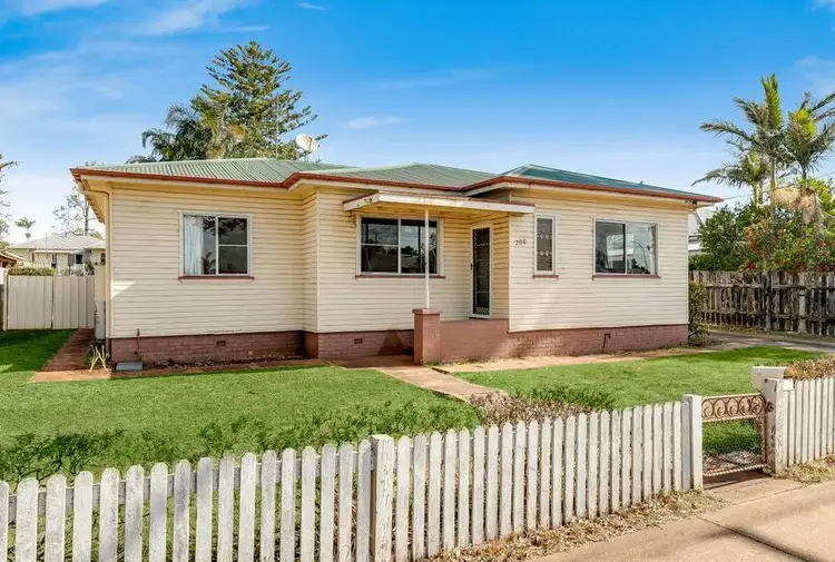 200 Taylor Street, Newtown QLD 4350