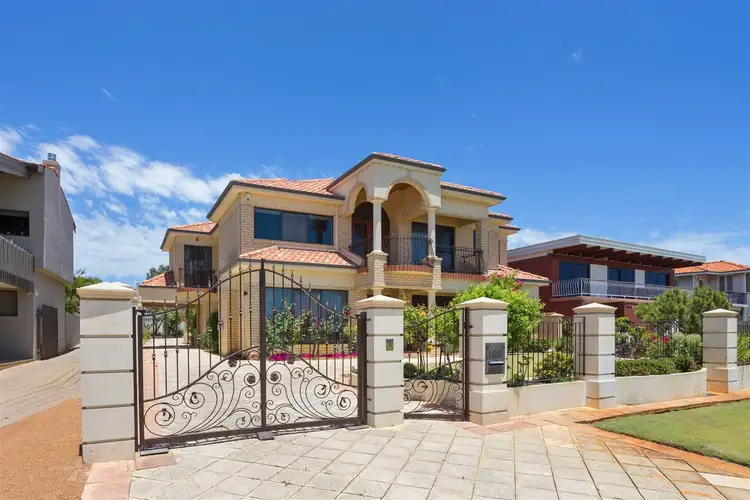 100 Burke Drive, Attadale WA 6156