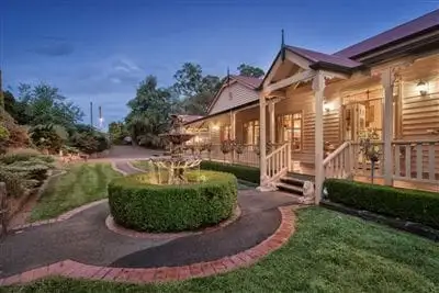 43 Kilvington Drive, Emerald VIC 3782