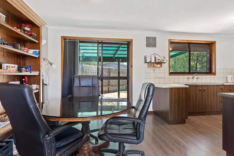 Fifth view of Homely house listing, 5 Cashel Court, Huntfield Heights SA 5163