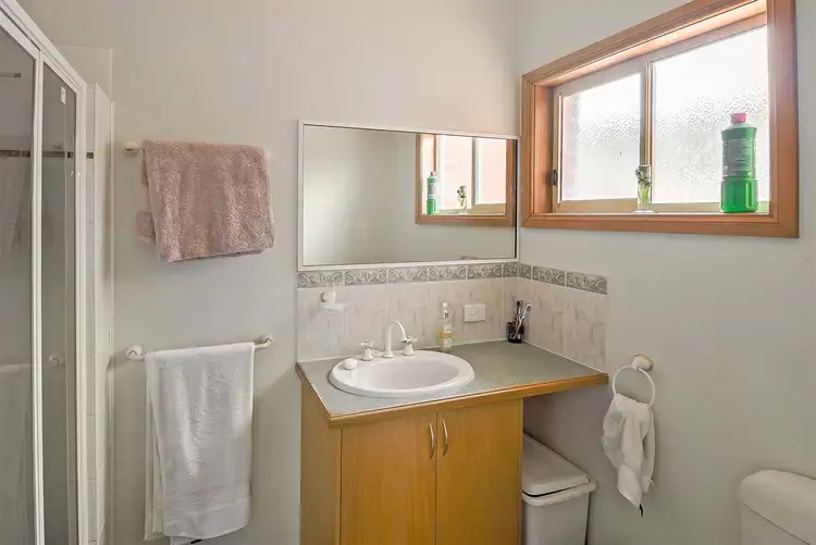 Fifth view of Homely house listing, 9 Mardon Drive, Horsham VIC 3400