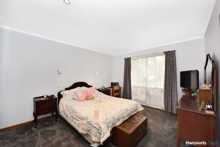 Sixth view of Homely house listing, 2 Shiraz Court, Aberfoyle Park SA 5159