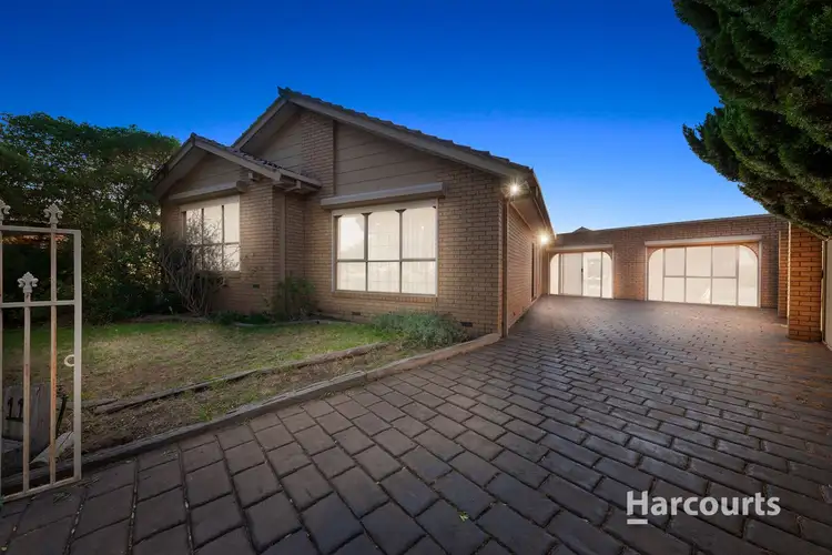11 Cumbernauld Crescent, Deer Park VIC 3023