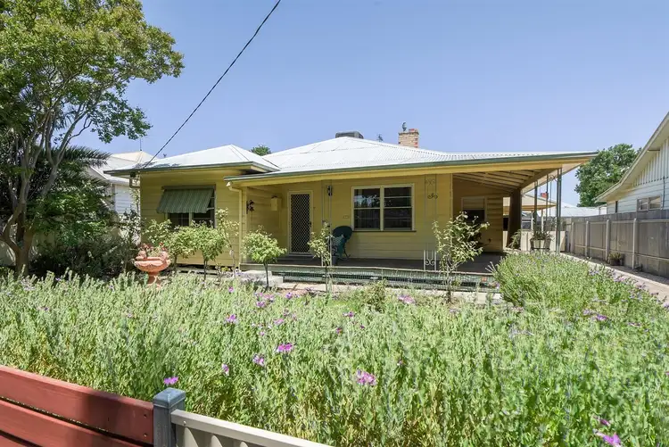6 McPherson Street, Horsham VIC 3400