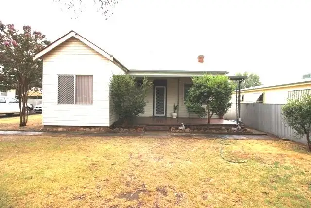 45 Centenary Avenue, Cootamundra NSW 2590