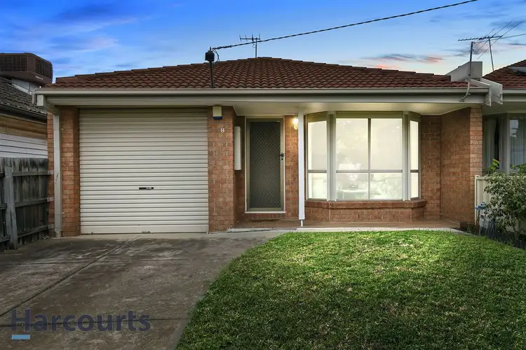 1/8 Marsden Crescent, St Albans VIC 3021