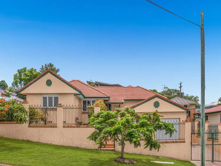 Second view of Homely house listing, 11 Croxley Street, Upper Mount Gravatt QLD 4122