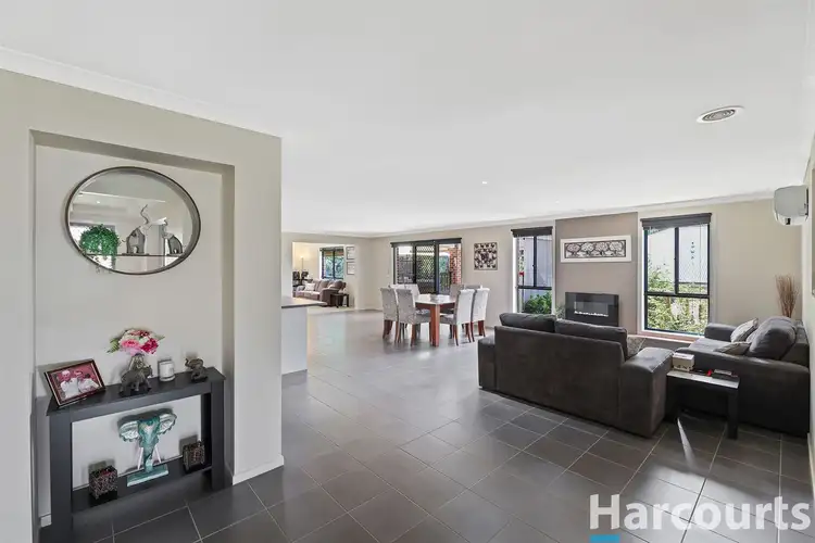 Fifth view of Homely house listing, 17 Lakeside Court, Drouin VIC 3818