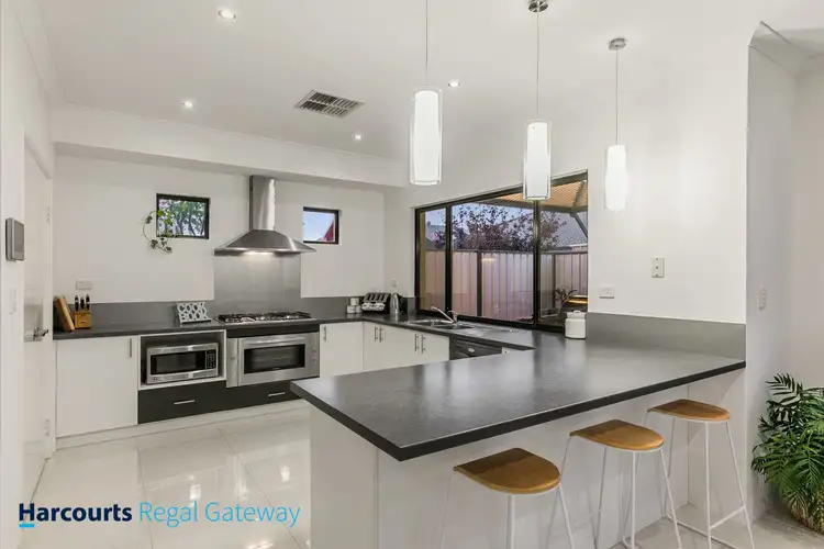 Seventh view of Homely house listing, 10 Campaspe Drive, Success WA 6164