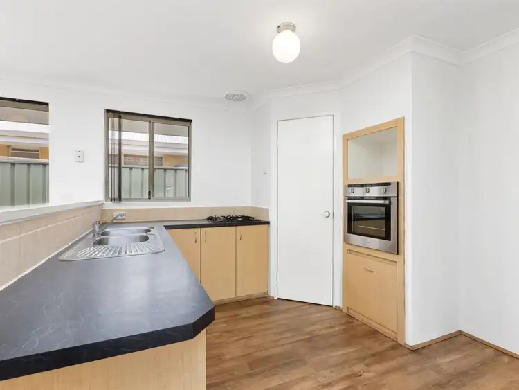 Fifth view of Homely house listing, 10 Barcroft Court, Atwell WA 6164