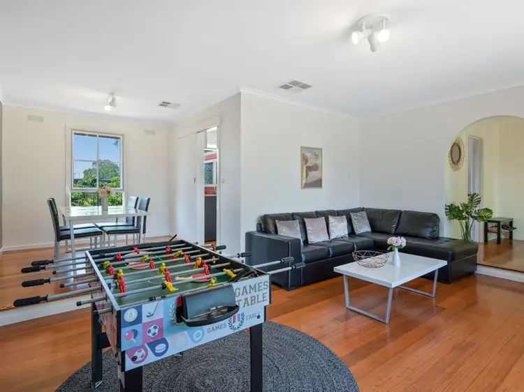 Main view of Homely house listing, 5 Helpmann St, Wantirna South VIC 3152