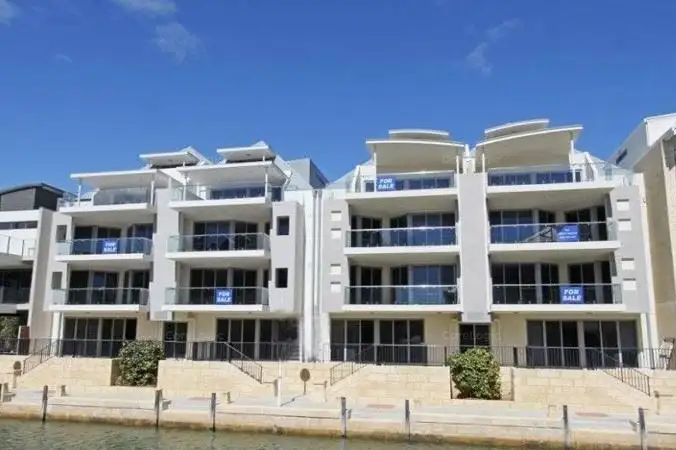 Second view of Homely apartment listing, 4/22 Treviso Mews, Mandurah WA 6210