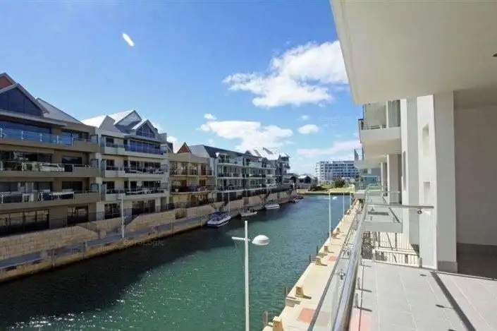 Third view of Homely apartment listing, 4/22 Treviso Mews, Mandurah WA 6210