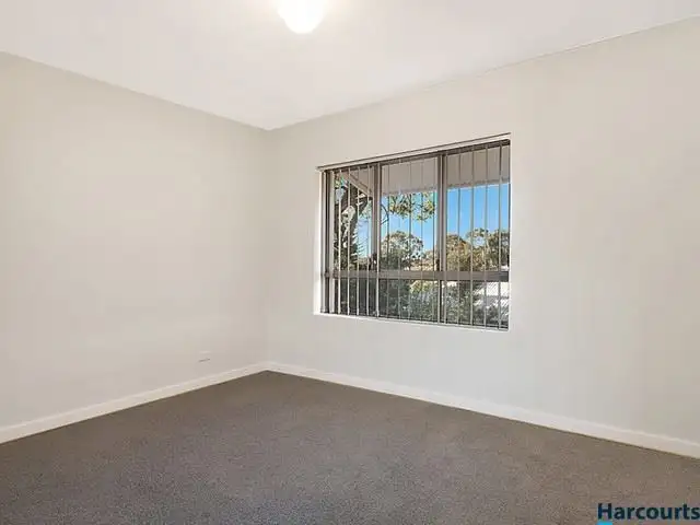 Seventh view of Homely apartment listing, 9/15 Friar John Way, Coolbellup WA 6163