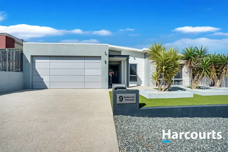 9 Buttercup Parkway, Halls Head WA 6210