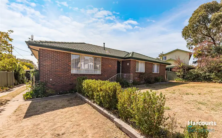 Second view of Homely house listing, 27 Joyner Crescent, Flynn ACT 2615
