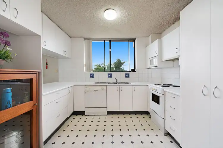 2/156 Bonney Ave, Clayfield QLD 4011