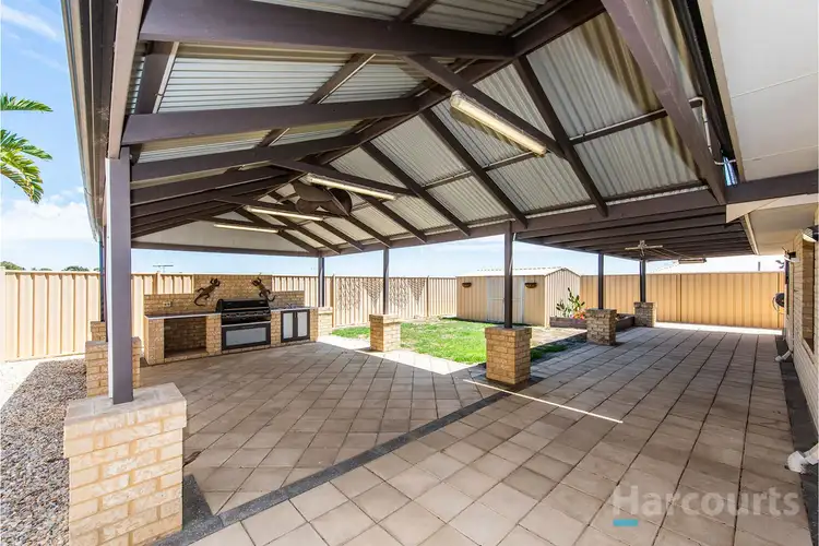 16 Bonannella Entrance, Sinagra WA 6065
