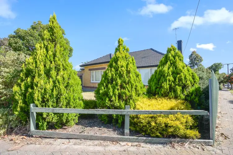 Fourth view of Homely house listing, 18 The Parkway, Victor Harbor SA 5211