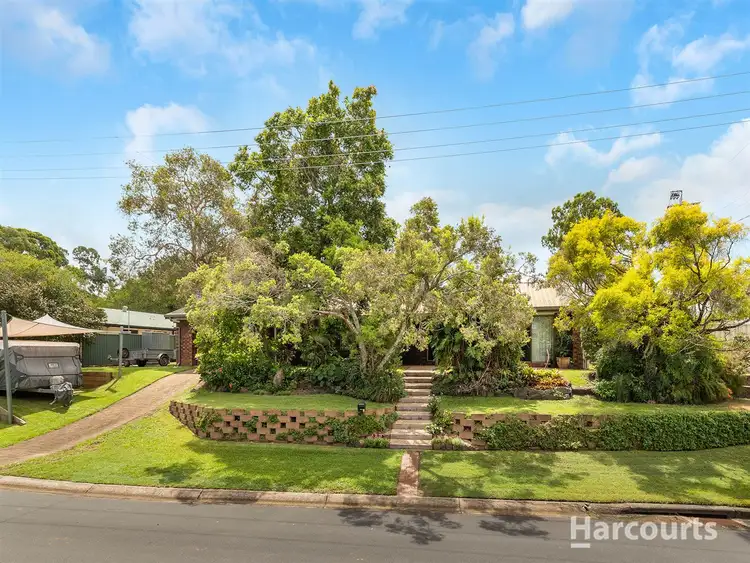 2 St Quentin Rd, Petrie QLD 4502