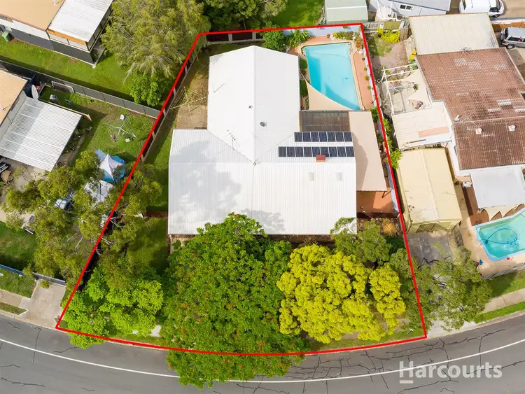 3 Belrose Av, Petrie QLD 4502