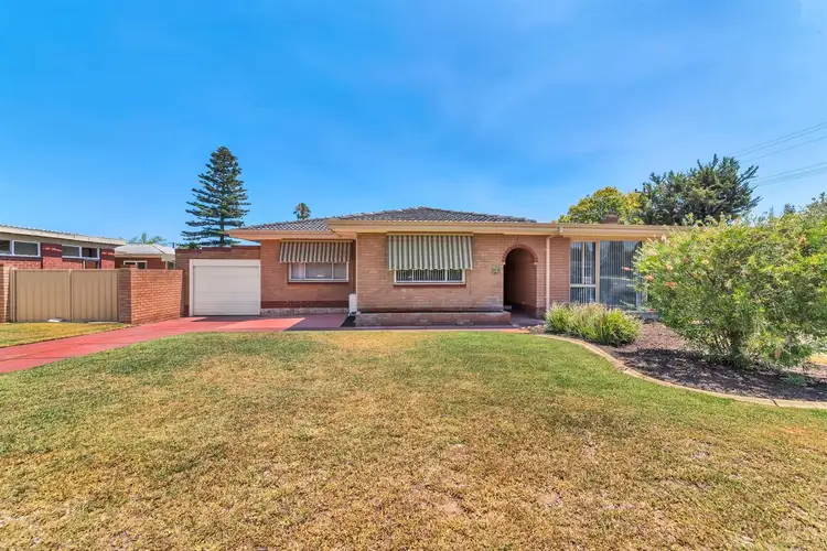 1 Mensa Close, Rockingham WA 6168