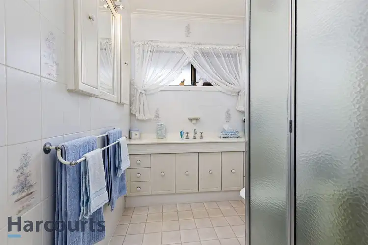 Fifth view of Homely house listing, 8 Shelley Street, Keilor East VIC 3033