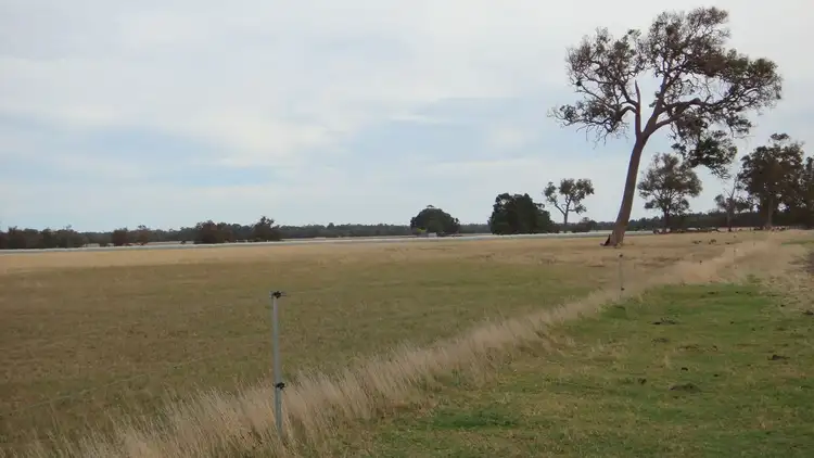 90 Teale Road, Ruabon WA 6280