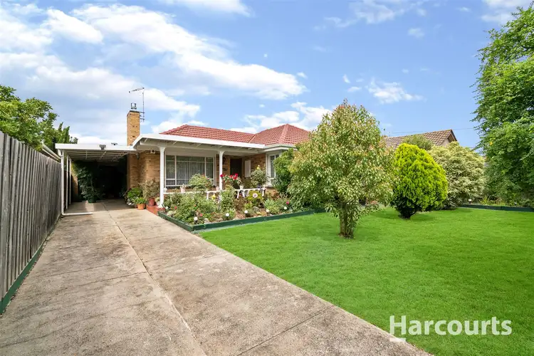 17 Conrad Street, St Albans VIC 3021