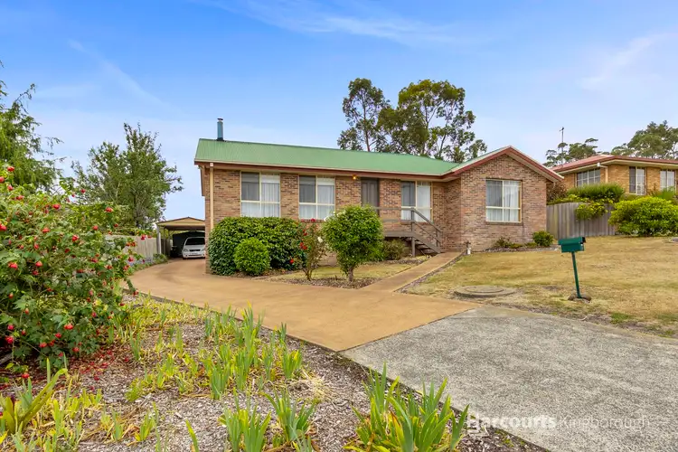 1 Celery Top Drive, Kingston TAS 7050