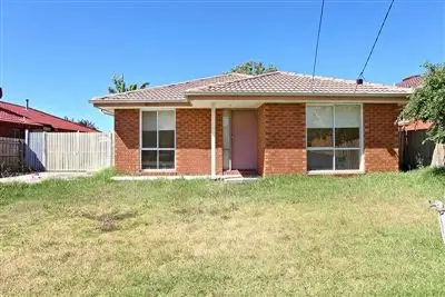 24 Mossman Crescent, Lalor VIC