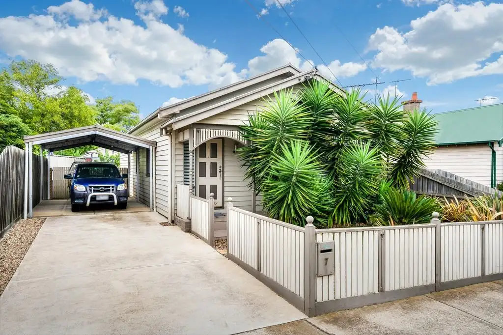 Main view of Homely unit listing, 1/7 Saywell Street, North Geelong VIC 3215