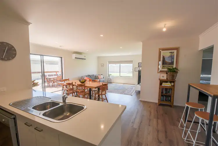 Second view of Homely house listing, 22 Dellar Crescent, Horsham VIC 3400