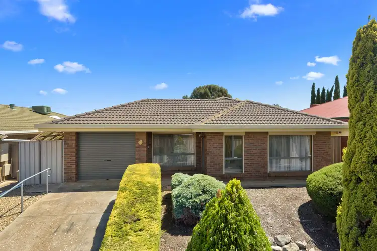 5 Cove Circuit, Seaford Rise SA 5169