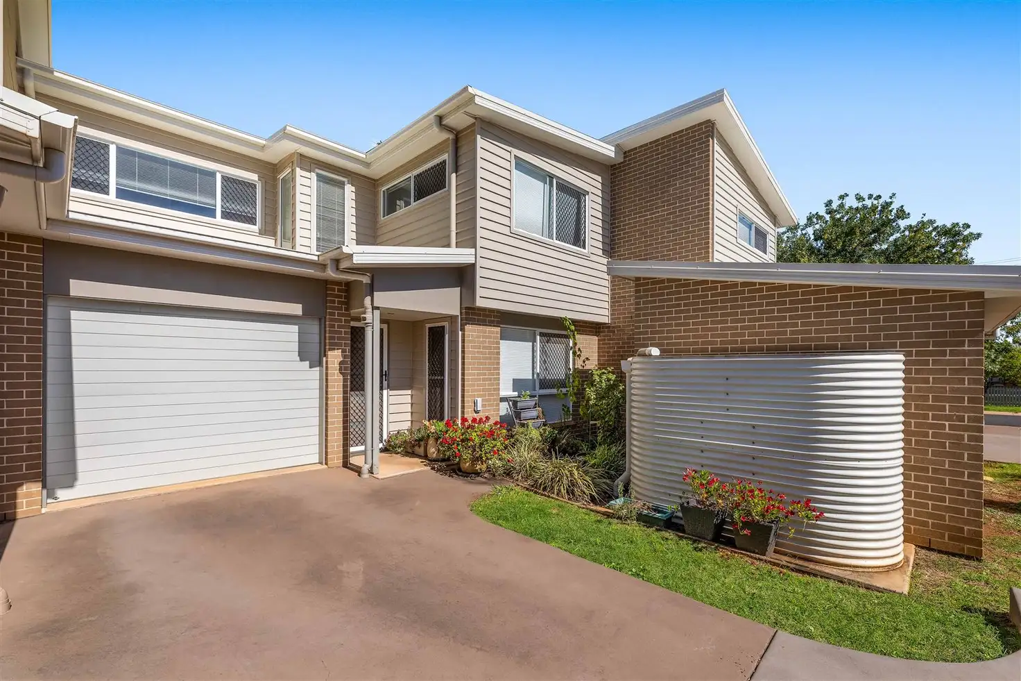 Main view of Homely townhouse listing, 16/373 Greenwattle Street, Wilsonton QLD 4350