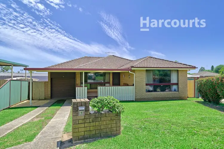 4 Weddin Place, Ruse NSW 2560