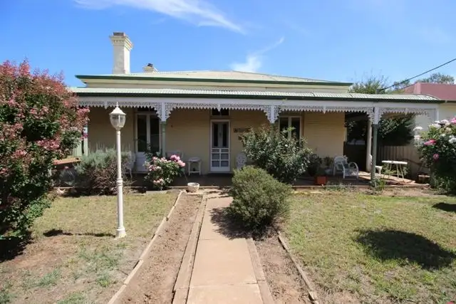 12 Justin Street, Cootamundra NSW 2590