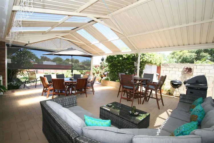 42 Malibu Road, Safety Bay WA 6169
