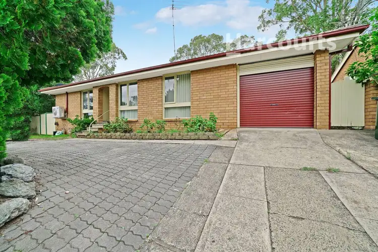 266 The Parkway, Bradbury NSW 2560