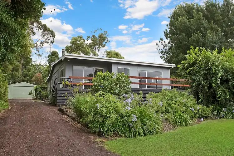 24 Church St, Timboon VIC 3268