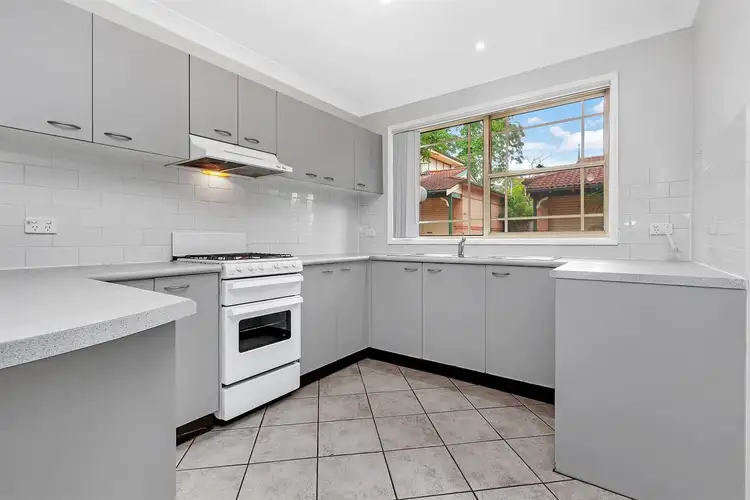 Fourth view of Homely townhouse listing, 2/31-33 Fuller Street, Seven Hills NSW 2147
