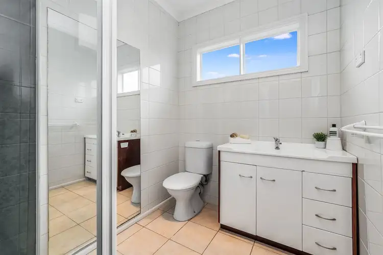 Sixth view of Homely townhouse listing, 1/18 June Avenue, Hamlyn Heights VIC 3215
