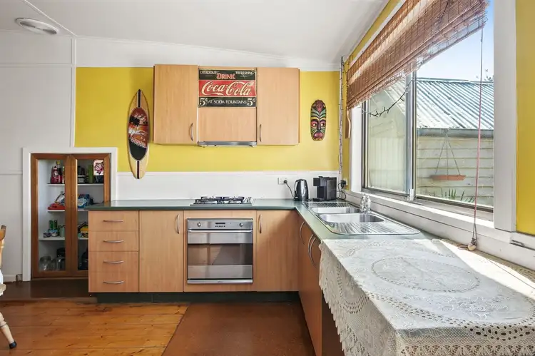 Fifth view of Homely house listing, 9 Elsworth Street East, Canadian VIC 3350