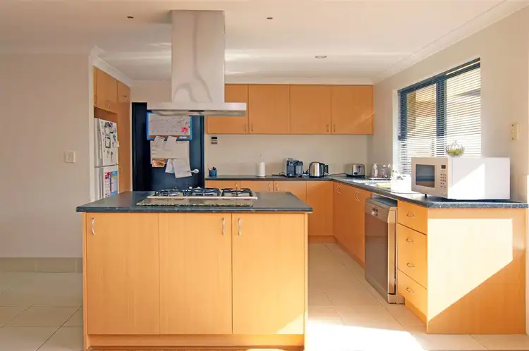 Seventh view of Homely house listing, 25 Hookstone Drive, Landsdale WA 6065