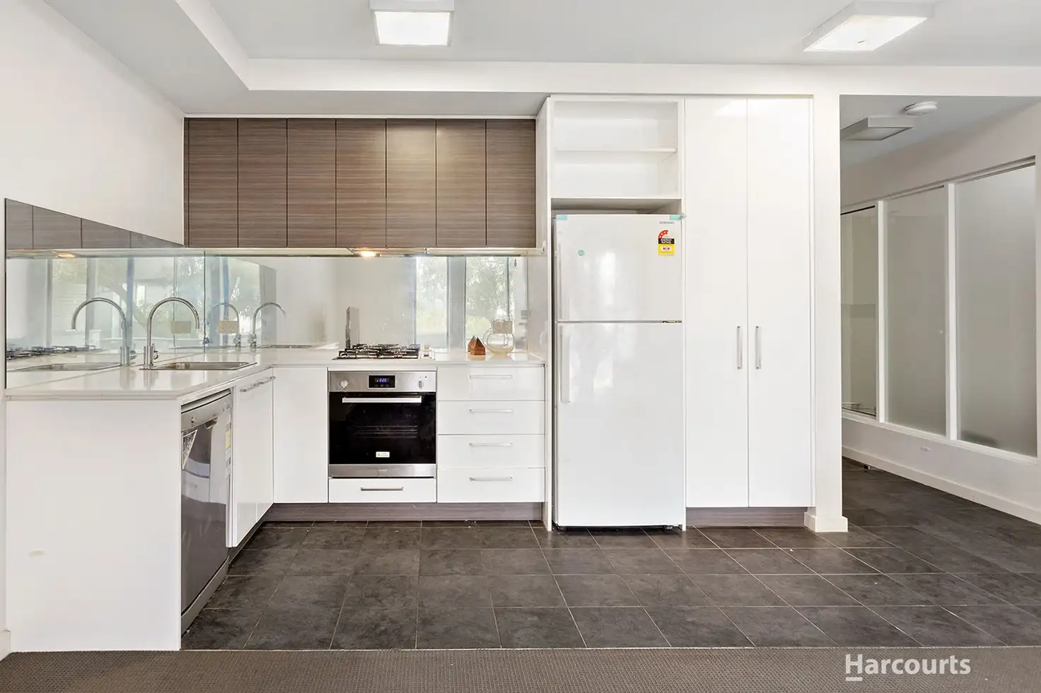 Main view of Homely apartment listing, 15/4 Yarra Bing Crescent, Burwood VIC 3125